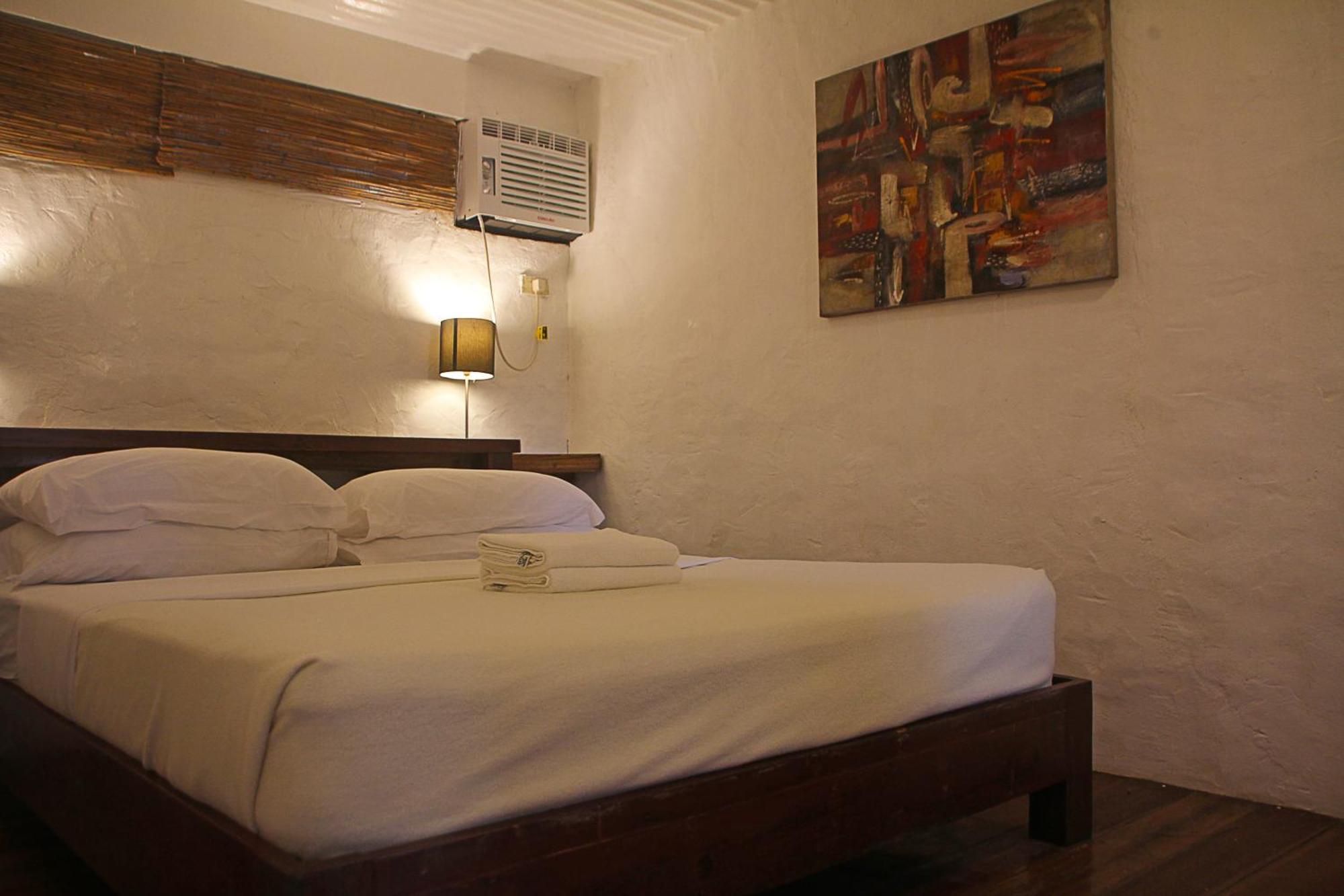 Lazy Dog Bed & Breakfast Balabag  Dış mekan fotoğraf
