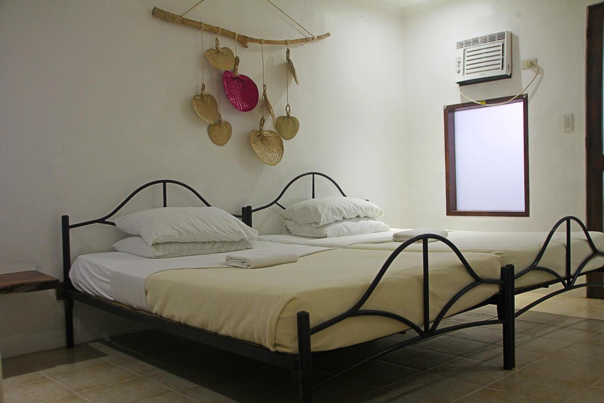 Lazy Dog Bed & Breakfast Balabag  Dış mekan fotoğraf