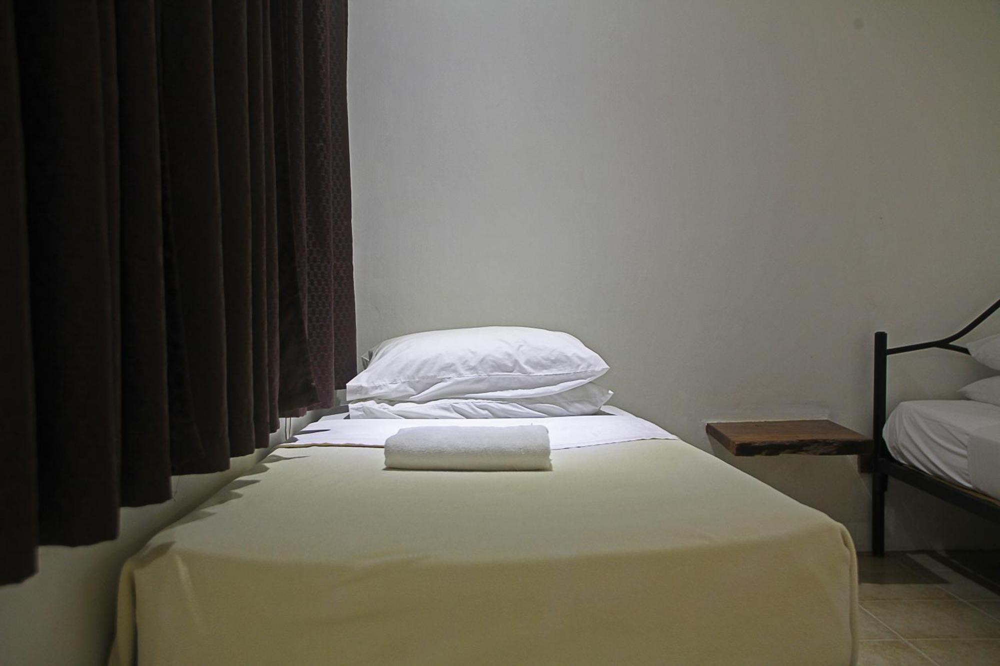 Lazy Dog Bed & Breakfast Balabag  Dış mekan fotoğraf