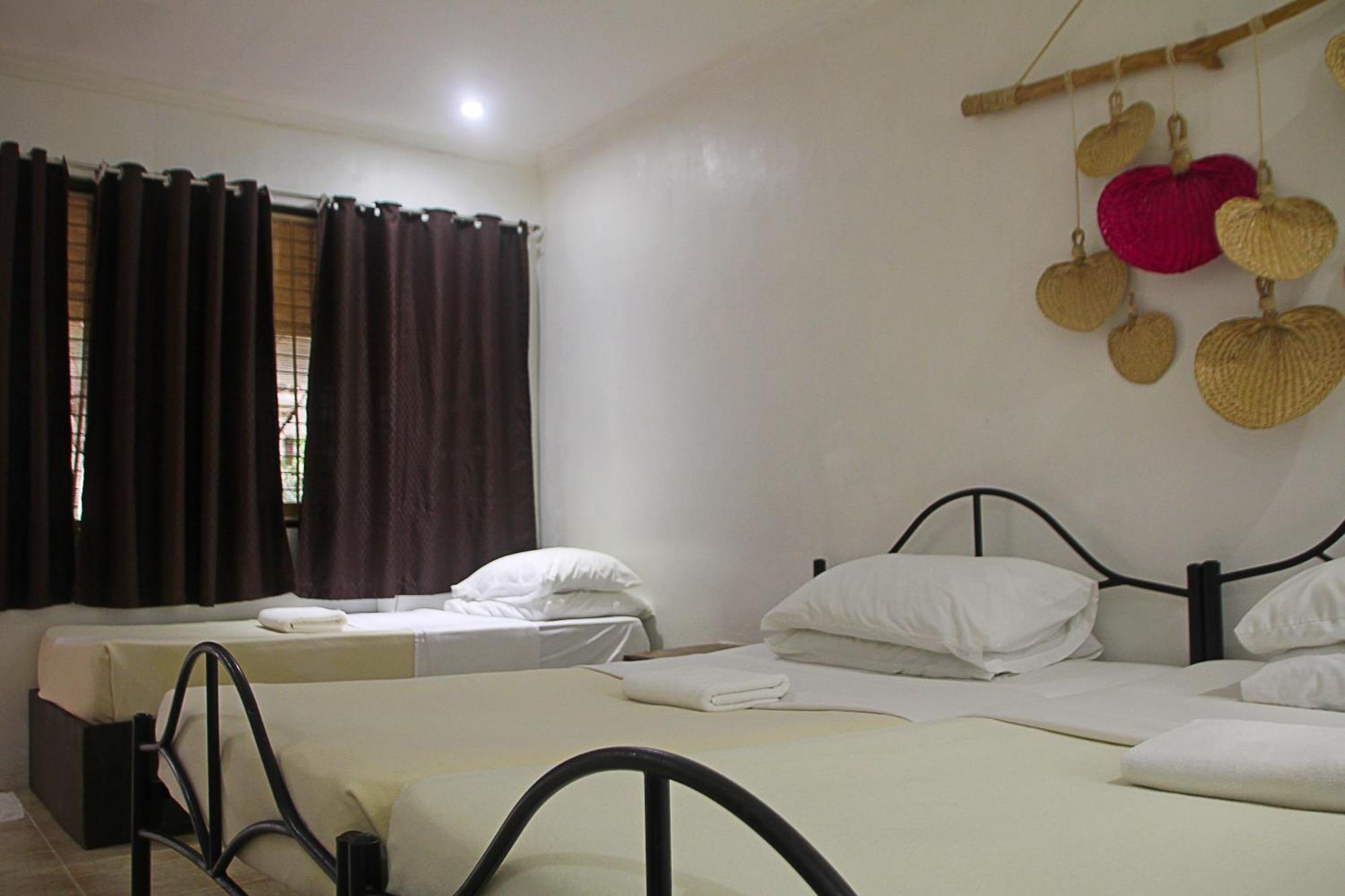 Lazy Dog Bed & Breakfast Balabag  Dış mekan fotoğraf